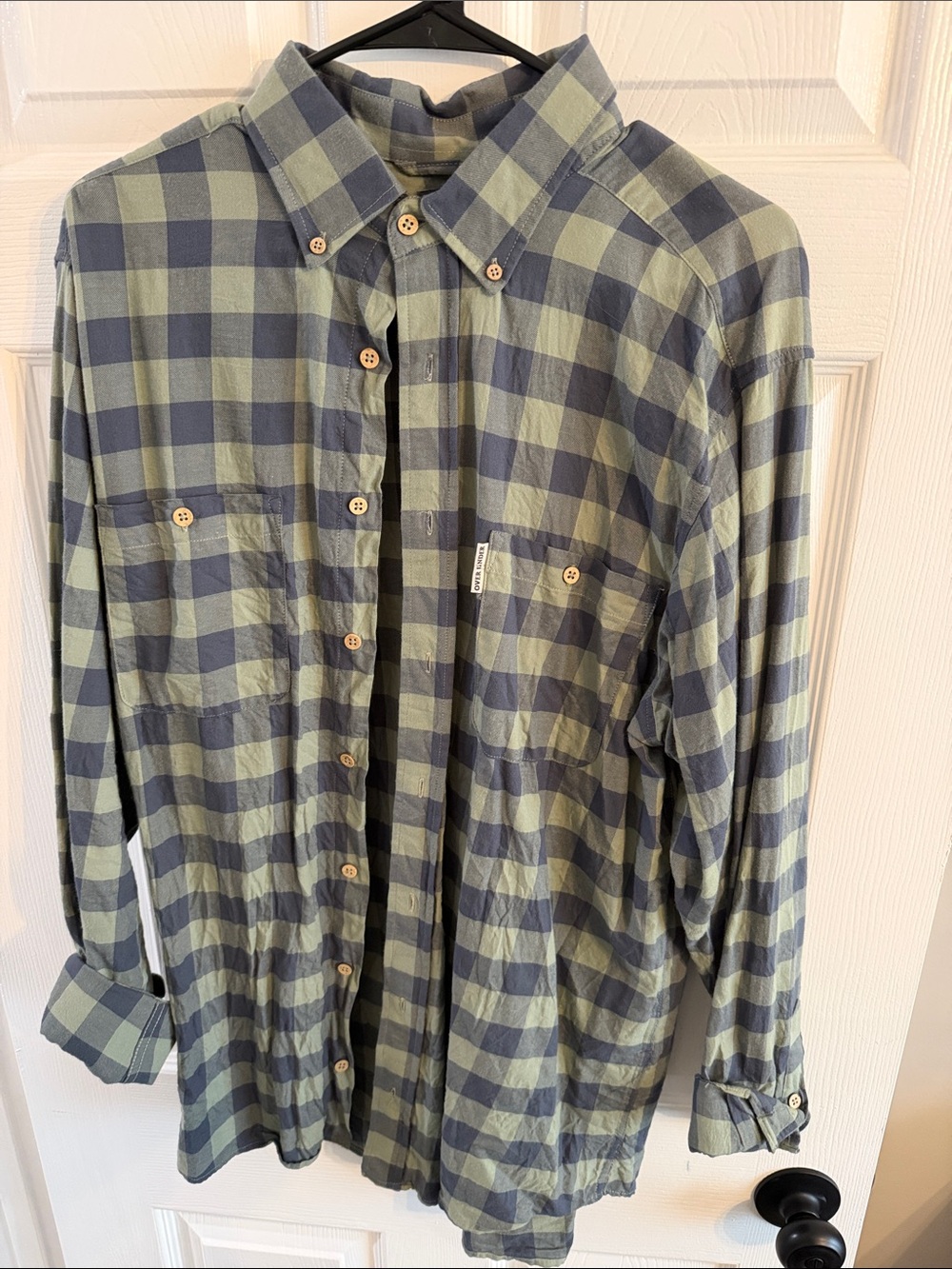 Classic Button-Down Plaid Shirt - Green/Blue